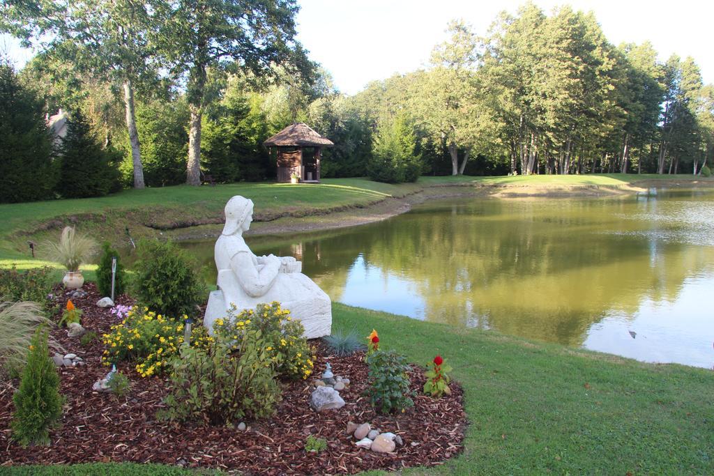 Tehumardi Camping Salme Exterior foto