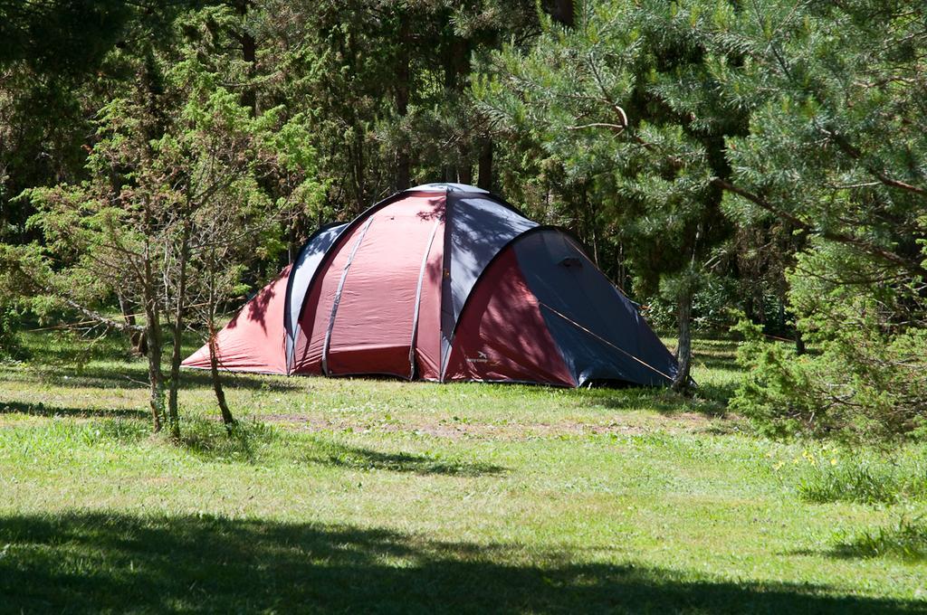 Tehumardi Camping Salme Exterior foto